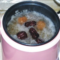 银耳红枣桂圆汤圆的做法图解6