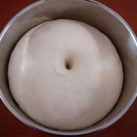 如花般绽放的豆沙包的做法图解3