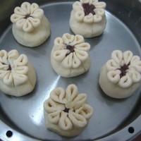 如花般绽放的豆沙包的做法图解9