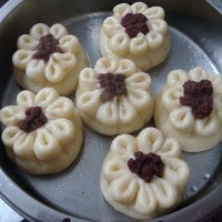 如花般绽放的豆沙包的做法图解10