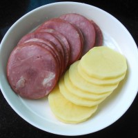 烟肉土豆塔的做法图解2