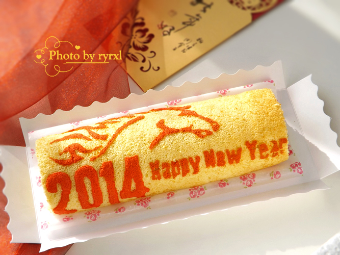 神马贺新年——彩绘蛋糕卷的做法