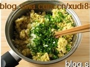 猪肉酸菜饺子的做法图解7