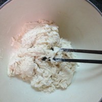 香菇猪肉小笼包的做法图解2