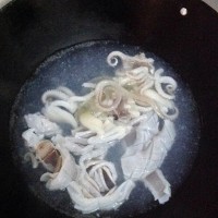 家常菜:宫保鱿鱼的做法图解6