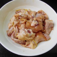 香菇滑鸡粥的做法图解3