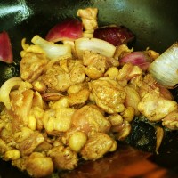 咖喱蘑菇鸡腿饭的做法图解3