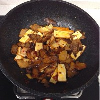 芹菜香干肉片的做法图解4
