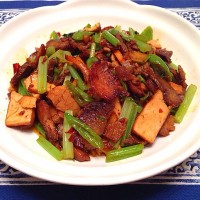 芹菜香干肉片的做法图解6