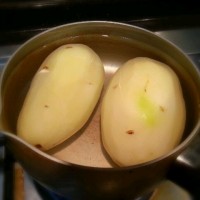 迷迭香烤土豆的做法图解1