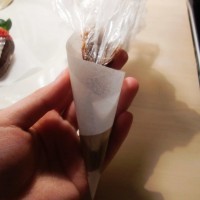 甜心巧克力草莓的做法图解3