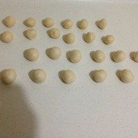 蛋黄酥的做法图解1