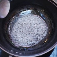 焦糖啤酒红烧肉的做法图解3