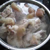 黄豆焖猪蹄的做法图解4