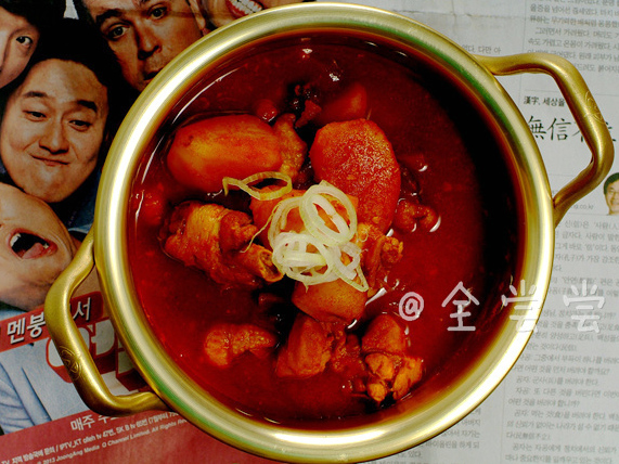 韩国美食—辣炖鸡汤的做法