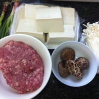 煲仔生焗酿豆腐的做法图解1