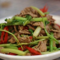 小炒黄牛肉芹菜的做法图解8
