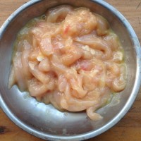 家常驻菜:木耳鸡肉的做法图解5