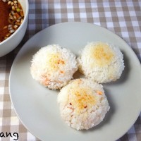 煎梅子饭团的做法图解3