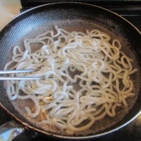 咖喱炒乌冬面的做法图解2