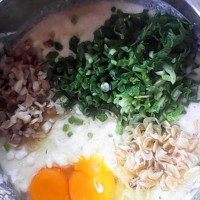 剁椒炒饼的做法图解2