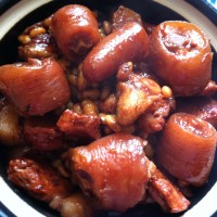 黄豆南乳猪尾煲的做法图解9