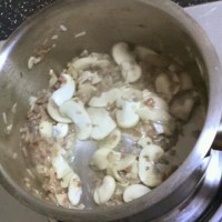 奶油蘑菇汤的做法图解3