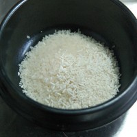 石锅拌饭的做法图解1
