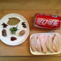 丁香可乐酱鸡翅的做法图解1