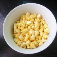 葱香鲜玉米煎饼的做法图解3