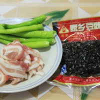 盐煎肉的做法图解1