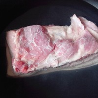 脆皮烧肉 《越吃越脆》的做法图解2