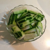 虾仁浸丝瓜的做法图解2