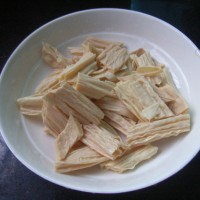 菠菜拌腐竹的做法图解1