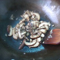 意式菌菇培根面的做法图解8