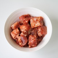 拉歌蒂尼菜谱:粉蒸排骨的做法图解1