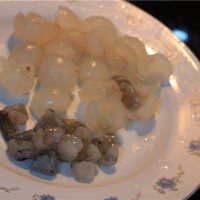 桂圆虾仁玉米粒的做法图解4