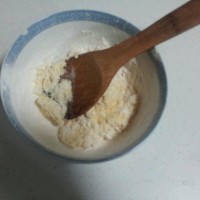 香蕉椰丝麦芬蛋糕的做法图解3