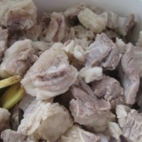 西红柿土豆炖牛腩的做法图解1
