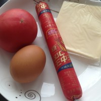 番茄火腿芝士鸡蛋卷的做法图解1