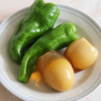 青椒皮蛋的做法图解1
