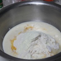 芝麻椰蓉面包的做法图解1