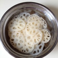 果醋藕片的做法图解2
