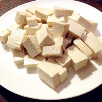 家常烧豆腐的做法 图解2 -->