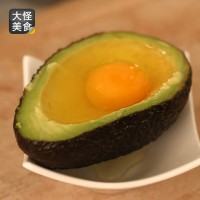 芝士鸡蛋焗牛油果的做法 图解3 -->