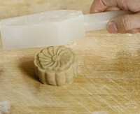 京式提浆月饼的做法 图解19 -->