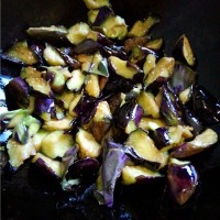 剁椒茄子的做法 图解6 -->
