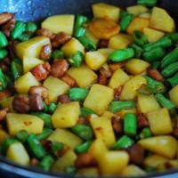 豆角土豆焖饭的做法 图解5 -->