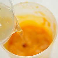 香浓芒果慕斯的做法 图解5 -->