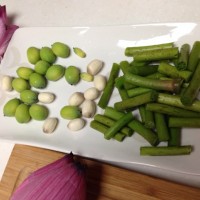 新鲜莲子粥的做法 图解1 -->